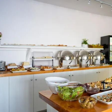 Pegasus 5* Imerovigli (Santorini)