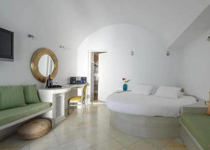 Pegasus Hotel Imerovigli (Santorini)