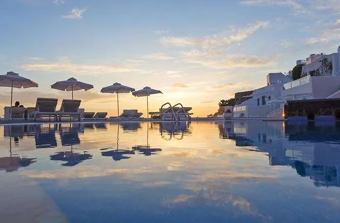 Pegasus Hotel Imerovigli (Santorini)