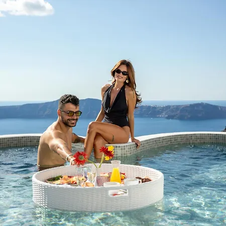 Pegasus 5* Imerovigli (Santorini)