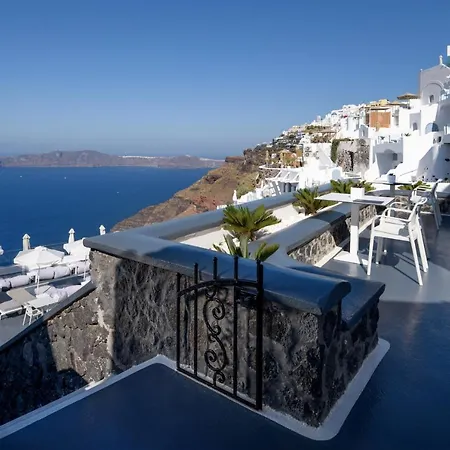 Pegasus 5* Imerovigli (Santorini)