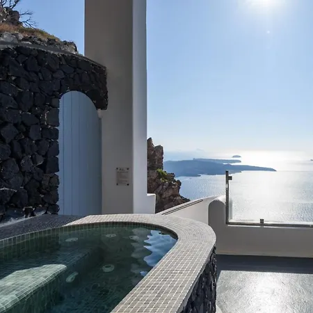 Pegasus 5* Imerovigli (Santorini)