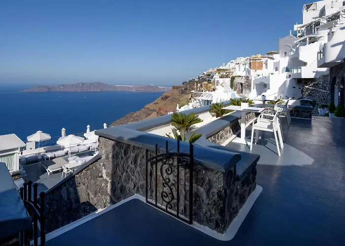 Pegasus 5* Imerovigli (Santorini)